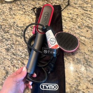 TYMO hair straightening brush